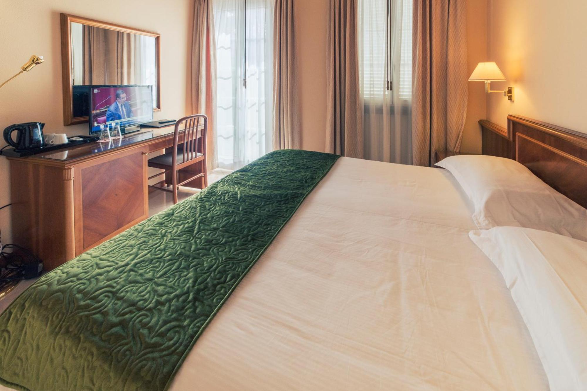 Hotel Bettina เมอร์กอซโซ ภายนอก รูปภาพ